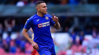 النصر السعودي يتعاقد مع مهاجم أوروجوياني لتعويض رحيل حمدالله