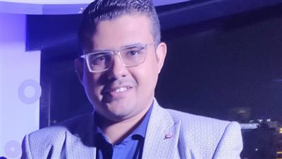 خبير تربوي يعلق على واقعة رقص معلمة بالمنصورة وسط زملائها في مركب نيلي