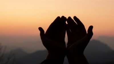 دعاء المطر لفك الكرب الشديد.. أدعية ستغير حياتك داوم عليها 