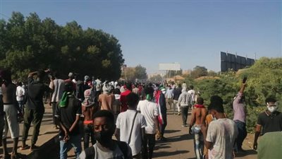 إطلاق قنابل الغاز في احتجاجات بالعاصمة السودانية اعتراضًا على المجلس السيادي 