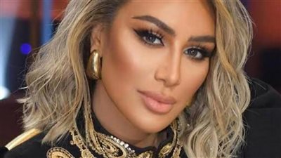 مايا دياب تثير الجدل بتصريحاتها عن المساكنة قبل الزواج: عشتها للارتباط بزوجي | بث مباشر 