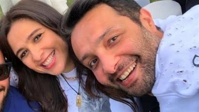 شقيق ياسمين عبد العزيز: عمري ما طلبت جنيه من أختي.. وأخوه الأكبر يرد