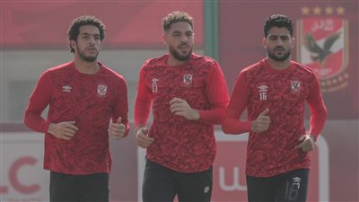  فقرة بدنية مكثفة في الجيم.. وتدريبات منفردة لحراس المرمى في مران الأهلي