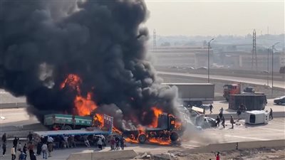 مصرع وإصابة 9 أشخاص في اشتعال النيران بسيارات على الطريق الدائري الأوسطي