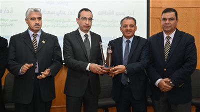 رئيس جامعة الفيوم: القيادة السياسية أعادت الدور محوري لمصر مع دول القارة الإفريقية 