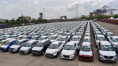 أبرزها أن يكون المشارك مصري الجنسية.. شروط التسجيل في مبادرة إحلال السيارات | بث مباشر