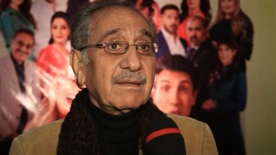 محمد أبو داوود يقع بغرام سهير رمزي في القاتل الذي أحبني | فيديو