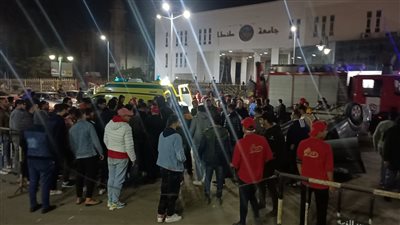 اصطدام سيارة بسور حديدي في حادث مروع بطنطا.. والعناية الإلهية تنقذ المواطنين