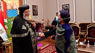 وزيرة البيئة تهنئ البابا تواضروس الثاني بعيد الميلاد المجيد │ صور