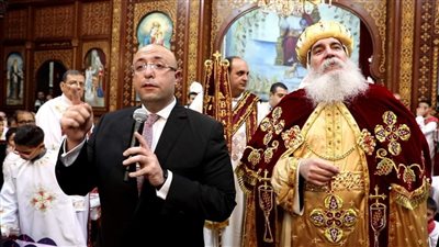  محافظ بني سويف يشهد قداس عيد الميلاد المجيد وينقل تهنئة الرئيس السيسي | صور