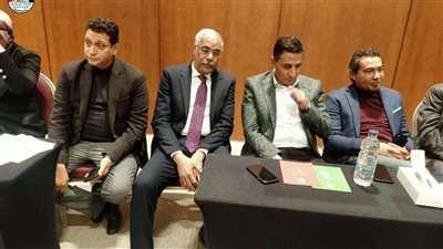 بالمزمار البلدي.. أهالي سوهاج يستقبلون أبو الوفا بعد الفوز بعضوية اتحاد الكرة