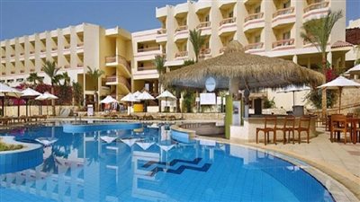 بعد صدور اللائحة التنفيذية للقانون.. الحكومة تجيز التنازل عن تراخيص المنشآت السياحية في هذه الحالة 