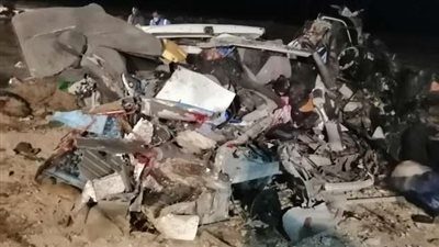 بعد وفاة 17 شخصًا.. فتح طريق طور سيناء وإزالة آثار حادث تصادم ميكروباص وأتوبيس عام 