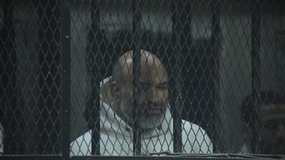 دفاع علاء حسانين بقضية الآثار الكبرى: موكلي يكفل 137 طفلا يتيما بمسقط رأسه بالمنيا | بث مباشر