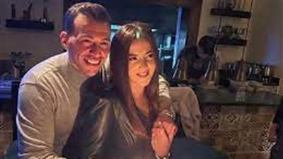 بـ حفل اقتصر على المقربين.. رامي رضوان يفاجئ دنيا سمير غانم في عيد ميلادها| فيديو جراف