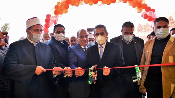 محافظ الغربية يفتتح