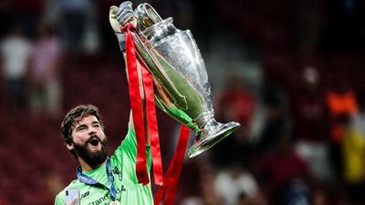 رسميًا| أليسون بيكر يفوز بجائزة أفضل حارس مرمى في أوروبا