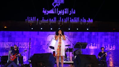 دينا الوديدي تشعل مسرح مهرجان محكى القلعة في دورته الـ28 (صور)