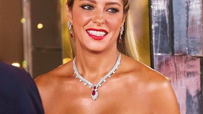 ريم مصطفى: “بغض النظر عن بشرتنا كلنا بننزف دم أحمر” (صورة)