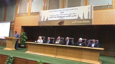 ننشر أسماء المكرمين في مسابقة “مئذنة الأزهر”.. والهدهد: الشعر والفن هما سفيرا القلوب