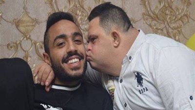 “حفلة” من جماهير الكرة لرفض سخرية صفحة “المختلط” من كهربا لصداقته بـ”أمح الدولي”