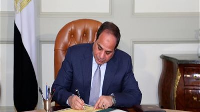 السيسي يوافق على تمويلين لتطوير التعليم عن بعد وخدمات الصرف الصحي