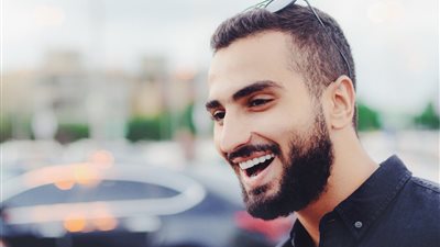 شاهد.. محمد الشرنوبي يحتفل بوصوله لـ 2 مليون متابع على انستجرام (صور)