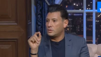 الأحد.. إسلام بحيري يبدأ عرض أولى حلقات برنامج “البوصلة 3” بمواجهة تنظيم “داعش”