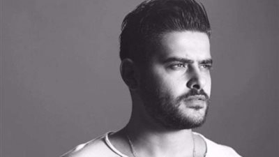 ناصيف زيتون يتخطى حاجز الـ30 مليون مشاهدة بـ”تكة” (فيديو)