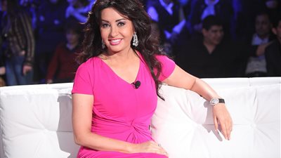 لطيفة تروج لحفلها بالإسكندرية: “مستنياكم يوم الجمعة في أليكس ويست” (فيديو)