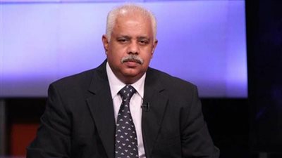 حمدي رزق: “علاقة الشعب والجيش استثنائية.. وطوابير التقديم للكليات العسكرية الأطول بالتاريخ” (فيديو)