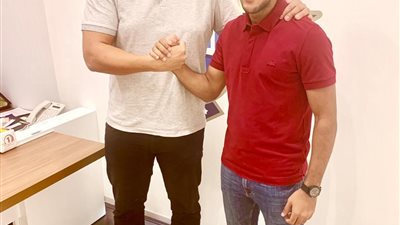 مفاجأة.. بيراميدز يدرس بيع أحمد حمودي