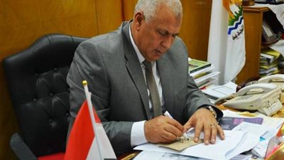 بها 3 طالبات ويدرس لهم 25 معلماً.. غلق مدرسة للتعليم الأساسي في الوادي الجديد