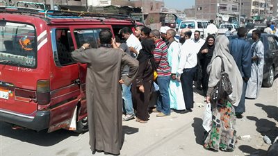 الغرف التجارية: انخفاض أسعار السلع والمواصلات بعد قرار خفض أسعار البنزين (فيديو)