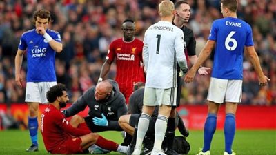 أول تعليق من يورجن كلوب على إصابة محمد صلاح (فيديو)