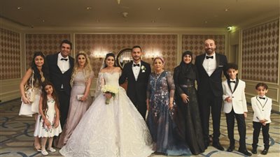 شاهد| أحدث ظهور لـ”صفاء أبو السعود” فى حفل زفاف بحضور نجوم الفن والمجتمع (صور)