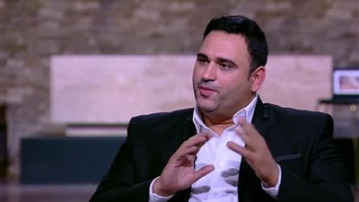أكرم حسني عن ذكرى النصر: “هيفضل 6 أكتوبر يوم العزة والكرامة”