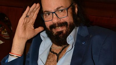 وداعًا طباخ الرئيس.. وفاة الفنان طلعت زكريا بعد صراع مع المرض