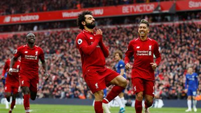 محمد صلاح يقود هجوم ليفربول أمام ليستر سيتي.. التشكيل الرسمي