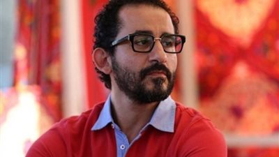 أحمد حلمي ينعي طلعت زكريا بهذه الكلمات (صورة)