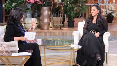 حنان مطاوع تكشف سر إخفاء حملها واختيار اسم طفلتها في برنامج “معكم” الجمعة المقبلة (صور)