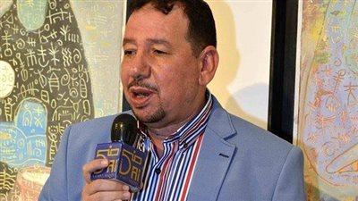 الجمعية العربية السعودية للثقافة والفنون بجدة تكرم الناقد التشكيلي هشام قنديل