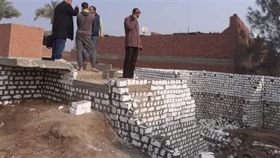 إزالة 5 حالات تعدٍ على الأراضي الزراعية بمركز سنورس بالفيوم 