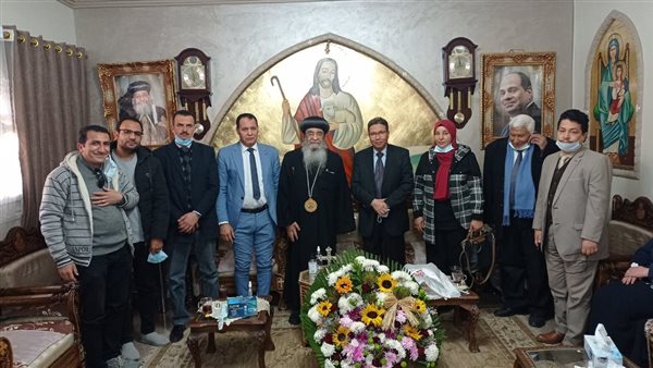وفد الفيوم يزور الأنبا