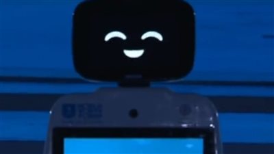 منتدى شباب العالم يستخدم روبوتات للوقاية من كورونا 