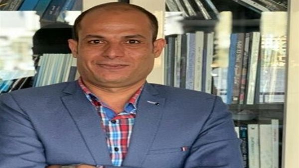 الزميل سعيد زكي 