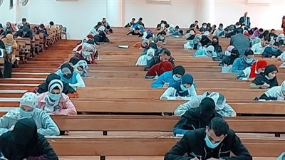 عميد آداب الفيوم: 1447 طالبًا أدوا امتحاناتهم اليوم وسط إجراءات احترازية مشددة
