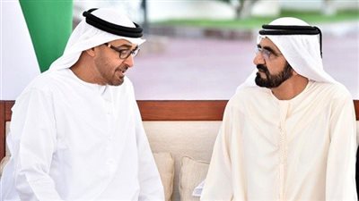 في قصيدة رثاء.. محمد بن راشد يبايع محمد بن زايد رئيسا للإمارات 