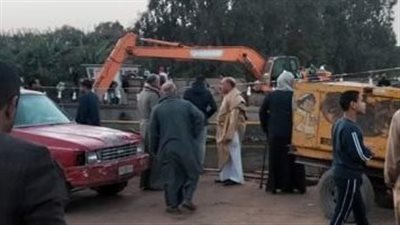 بث مباشر| مصرع اثنين والبحث عن مفقودين.. غرق سيارة نصف نقل في منشأة القناطر بالجيزة