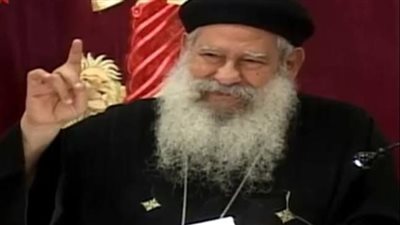 اشتهر بإخراج الجن.. أبرز المعلومات عن القس مكاري يونان بعد وفاته بكورونا 